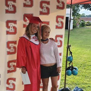 Meet your Posher, Tia